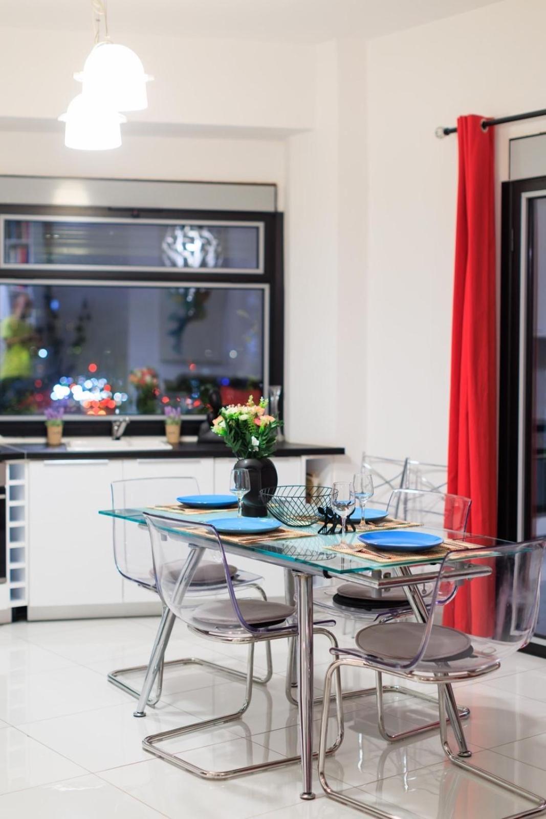 Aiolos Luxury Metro Acropolis Suite 7 Near Museum Of Modern Art Athens Exterior photo