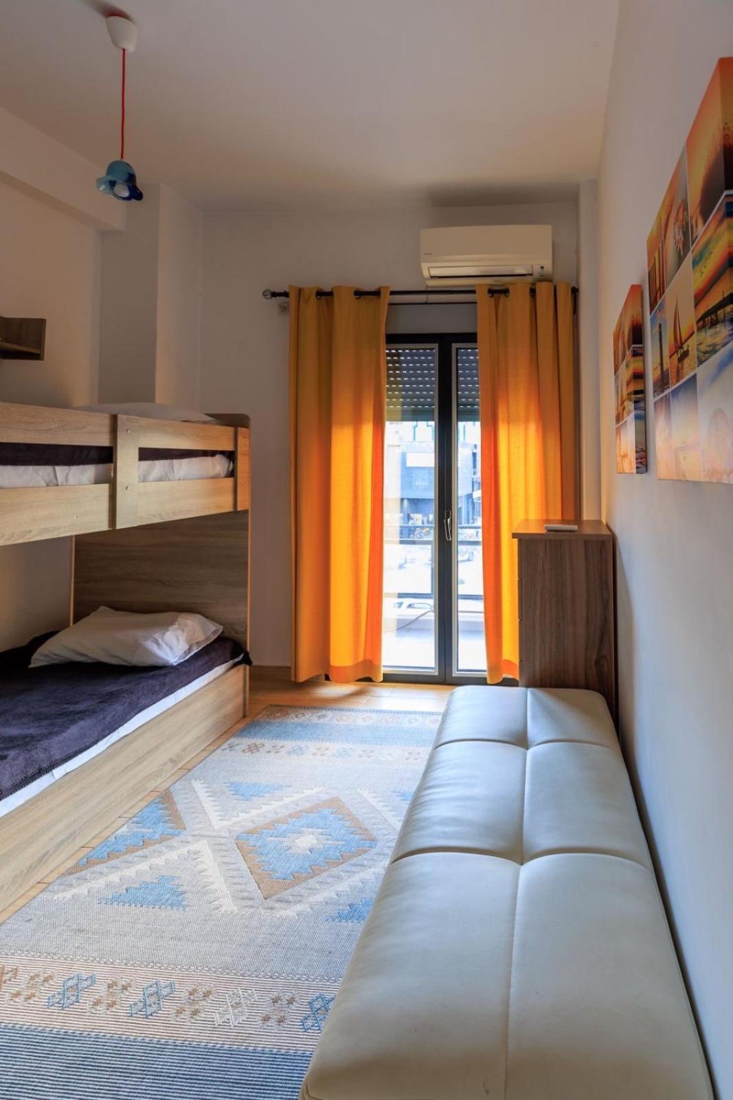 Aiolos Luxury Metro Acropolis Suite 7 Near Museum Of Modern Art Athens Exterior photo