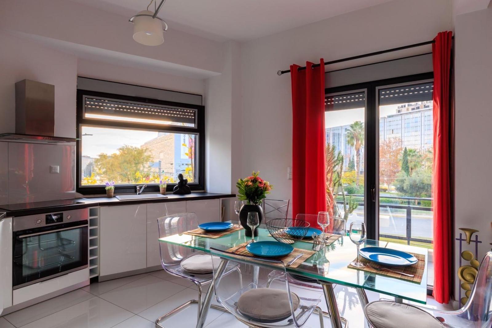 Aiolos Luxury Metro Acropolis Suite 7 Near Museum Of Modern Art Athens Exterior photo